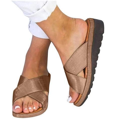 comfortable wide width women's sandals.